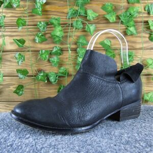 Seychelles Black Leather Ankle‎ Booties Low Heel Slip On Detail Women 6.5